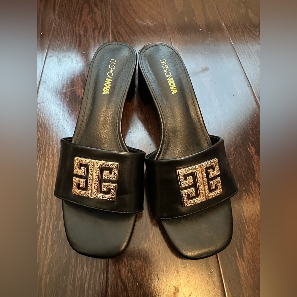 Fashion Nova Kitten Heel Mules